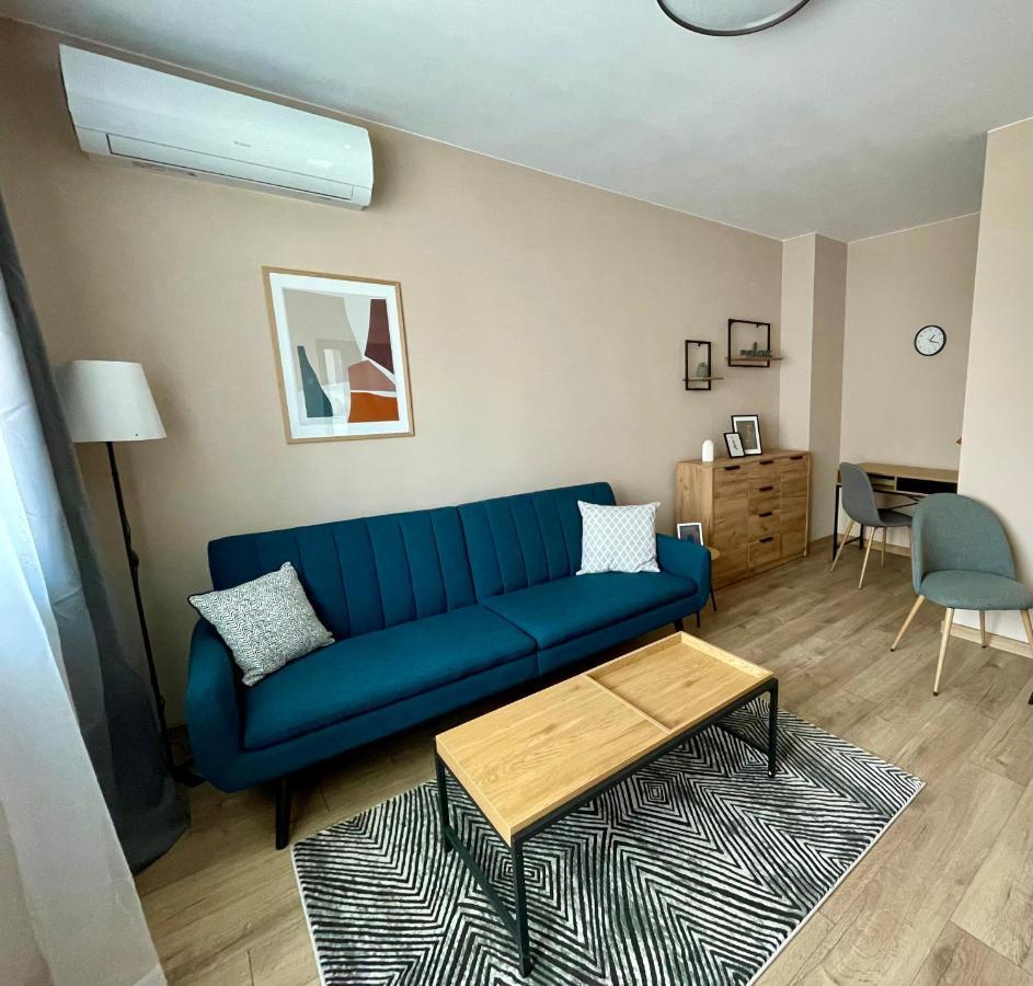 Comfy & Stylish Apartment Varna Bagian luar foto